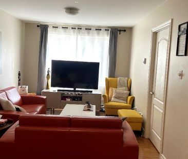 🌟 Superbe appartement 3 ½ tout meublé ou non à louer 🌟 - Photo 1