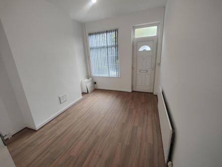 2 bedroom terraced house to rent - Photo 3