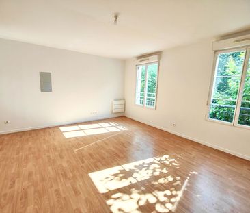 Location Appartement 1 pièce 33m² - Photo 3
