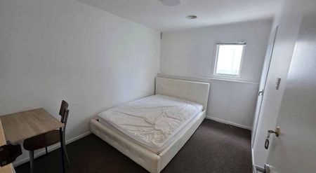 Spacious 3 Bedroom Home with HRV - Photo 2