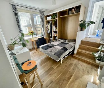 Porchester Road, London - Photo 1