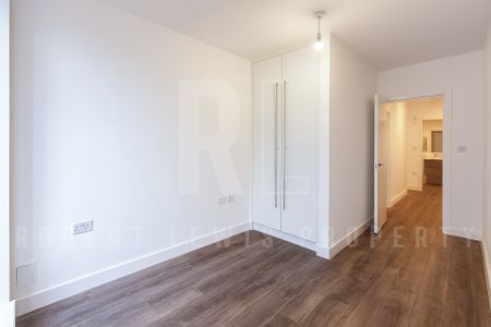 Stylish Four-Bedroom 3 Bathroom Garden Flat – Muswell Hill N10 - Photo 5