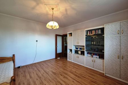 Kiadó jó állapotú lakás - Szombathely - Photo 3