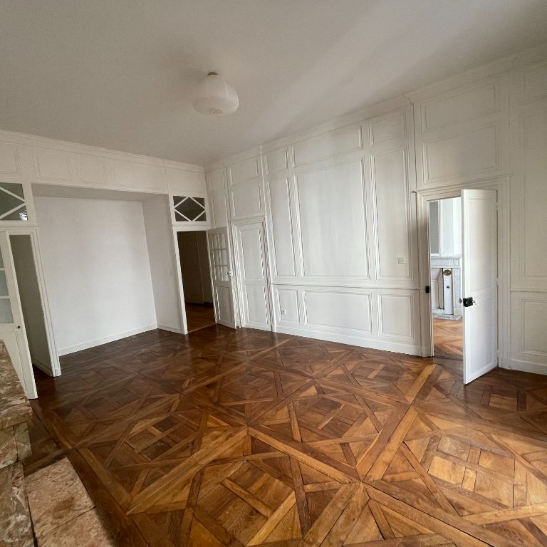 T5 rue au change avec terrasse - Photo 1