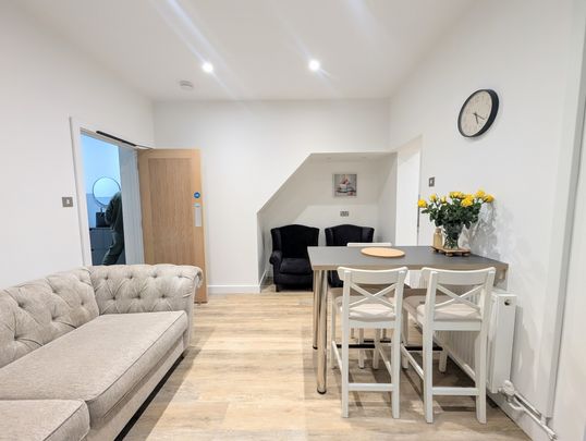 Brook Street, Pontypridd - Photo 1