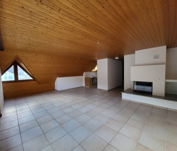 Grosszügige, helle Wohnung in 5-Familienhaus, in ruhigem und begrün... - Photo 1