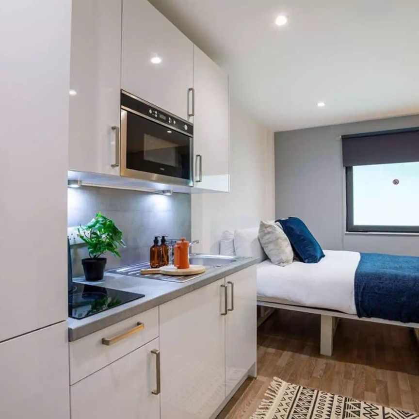 Classic Studio - Photo 1