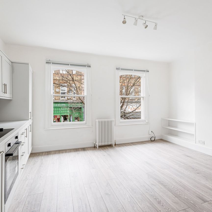 1 Bed Flat, Churchfield Road, W3 - Photo 1