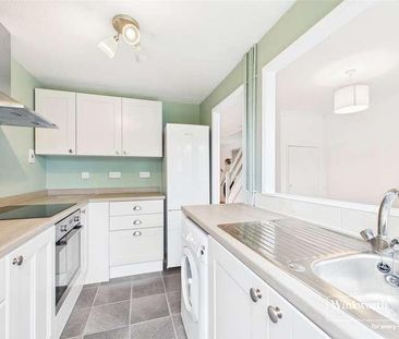 Wiltshire Walk, Tilehurst, Reading, Berkshire, RG31 - Photo 3