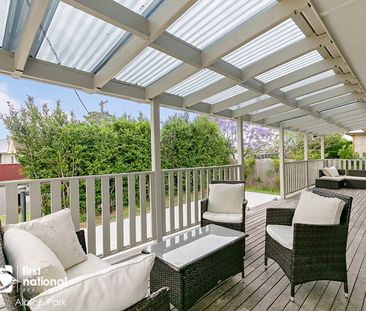 Discover Your Perfect Home: Rent This Charming House at 8 Amaral Av... - Photo 5