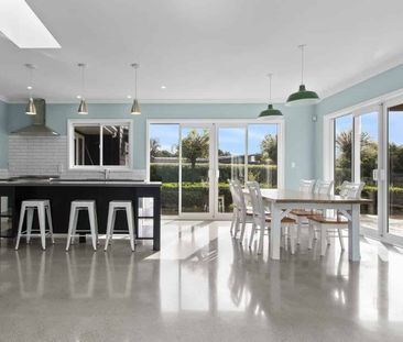 The Lake House - Photo 4