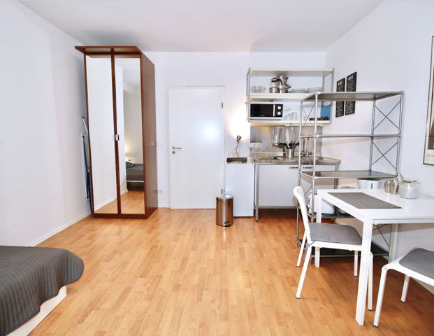 1 Zimmer in Düsseldorf - Photo 1