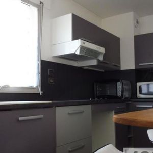Appartement T2 à louer à Sallanches - Photo 3