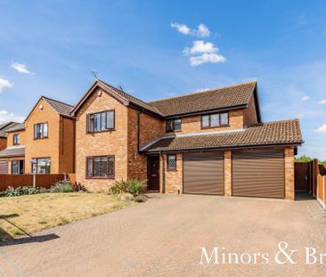 Fletcher Way, Acle - Photo 2