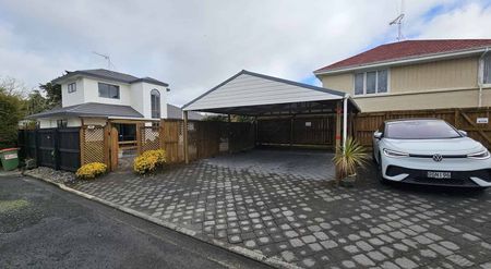 CLAUDELANDS 3 Bedroom 2 bathroom - Photo 2