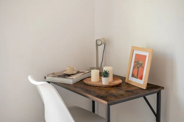 Carrer de Bailèn, Barcelona, Catalonia 08010 - Photo 1