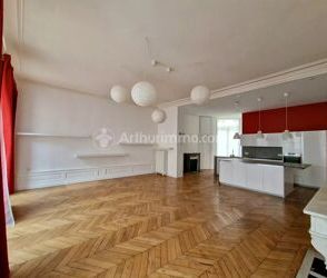 Location Appartement 4 pièces 111 m2 à Clermont-Ferrand - Photo 5