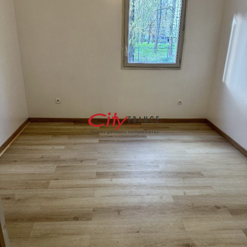 Location Appartement 2 pièces 47m² TRAPPES 78190 - Photo 2