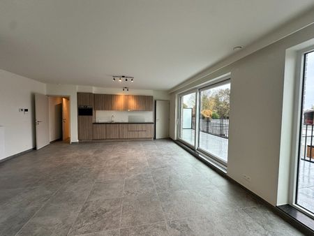 Nieuwbouwappartement met twee slaapkamers en zonnig terras - Photo 3