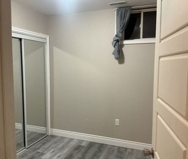 For Lease - 67 Thornbury Court Unit# Basement, Hamilton, Ontario - Photo 4