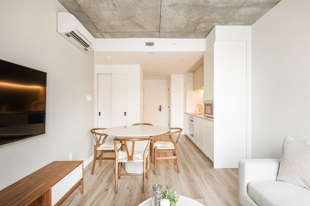 Condo for rent, Montréal (Ville-Marie) - Photo 1