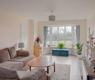 4 bedroom detached house to rent - Photo 2