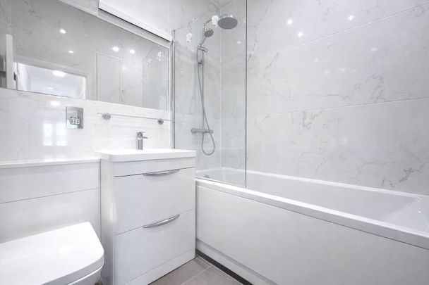 Harvey Road, Whitton, Hounslow, TW4 5LU - Photo 1