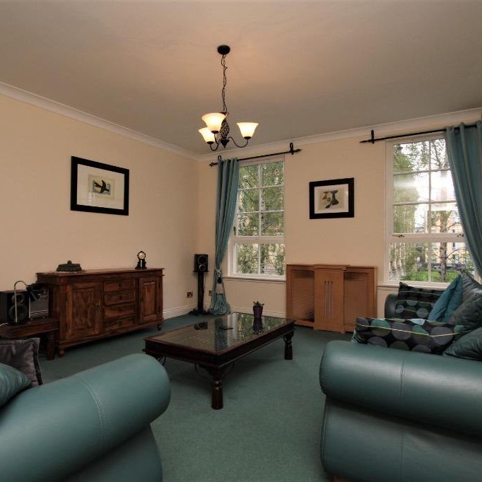2 bedroom flat to rent - Photo 1