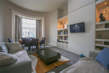 3 bedroom apartment to rent - Photo 5
