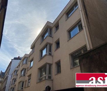 Place Broglie : 2 Pièces 57m² - Photo 1