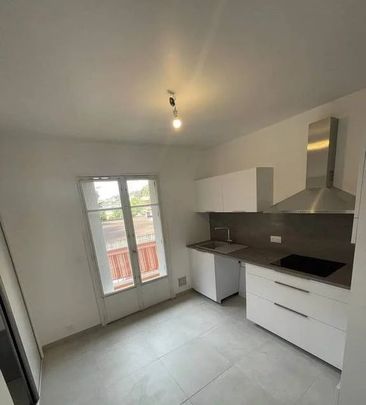 Location Appartement - Saint-André-de-la-Roche - Photo 1