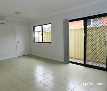 Comfortable granny flat in convenient location - Photo 1