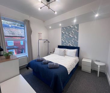 Room in a Shared House, Mildred St, M7 - Photo 2