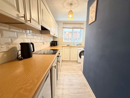 Parton Road, Churchdown, Gloucester - Photo 3