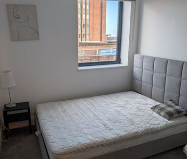 2 Bed Flat, Queens House, S1 - Photo 4