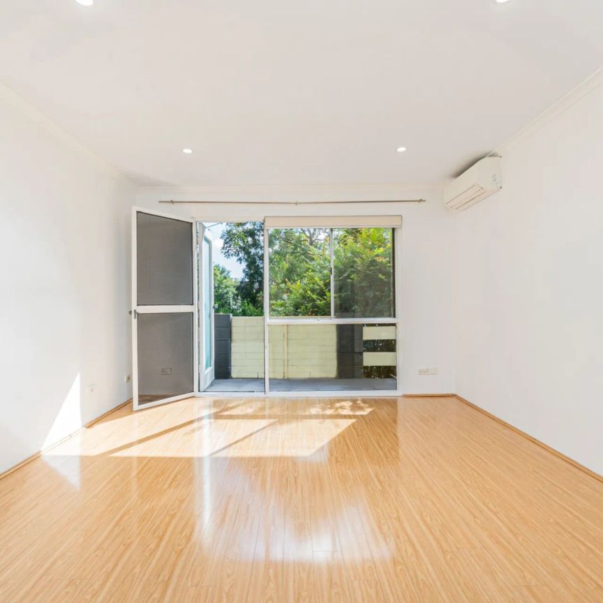 North-East Facing Two Bedroom Plus Study in Heart of Lane Cove - Photo 1