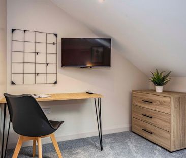 1 bedroom house of multiple occupation to rent - Photo 2