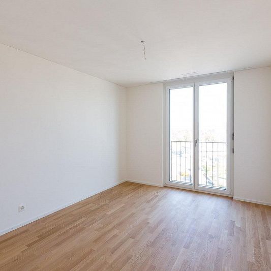 3.5-Zimmer, 70 m², CHF 2'015.- - Photo 1