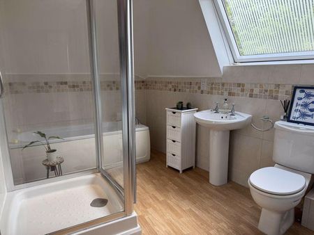 2 bedroom flat to rent - Photo 5