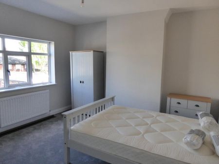 1 bedroom semi-detached house to rent - Photo 2