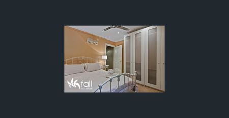 Fully Furnished Charming Character Townhouse - Photo 3