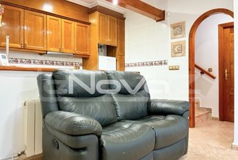 Three-story bungalow in Lomas De Cabo R