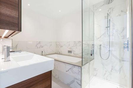 A luxury 2 bed apartment with views of the River Thames. - Photo 4