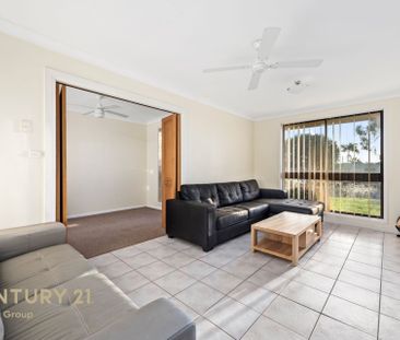 Lovely 3 Bedroom Home - Photo 2