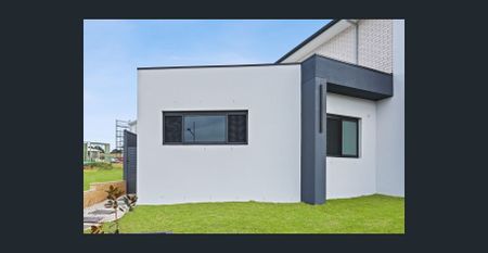 Modern & Stylish Granny Flat in a Convenient Oran Park Location - Photo 5