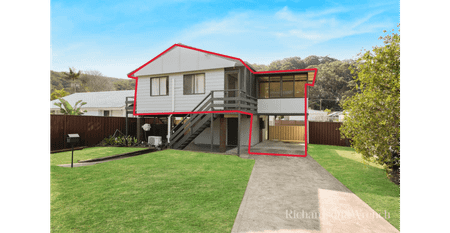 Well-Presented Home in a Peaceful Setting - Photo 2