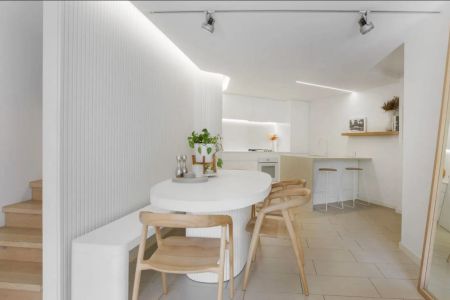 Recreated Beachside Abode Opposite Beach - Photo 4