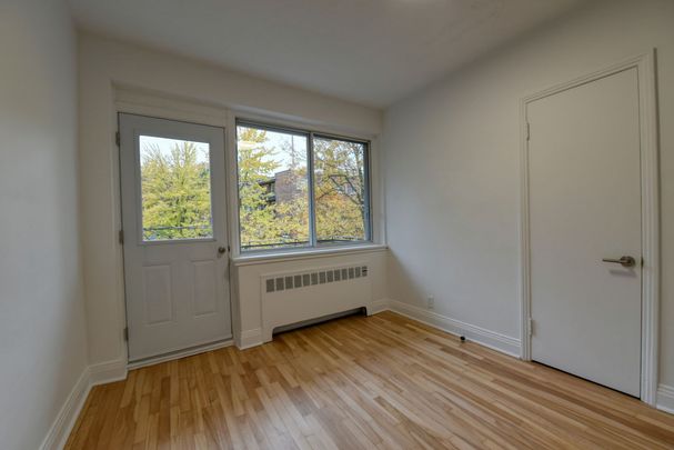 3500 Ridgewood Avenue - Photo 1