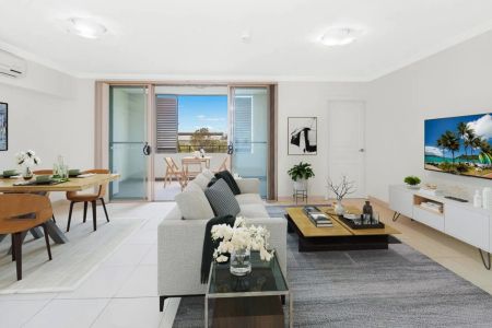 Modern two-bedroom apartment in a highly convenient Homebush West location - Photo 2