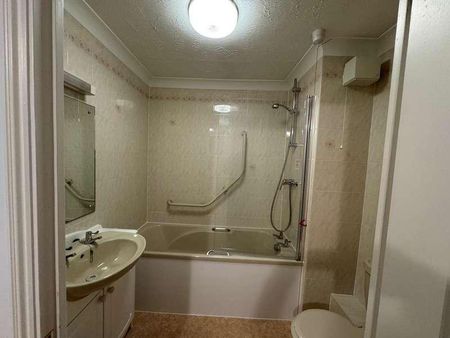 Bishops Court, Watford Road, HA0 - Photo 2